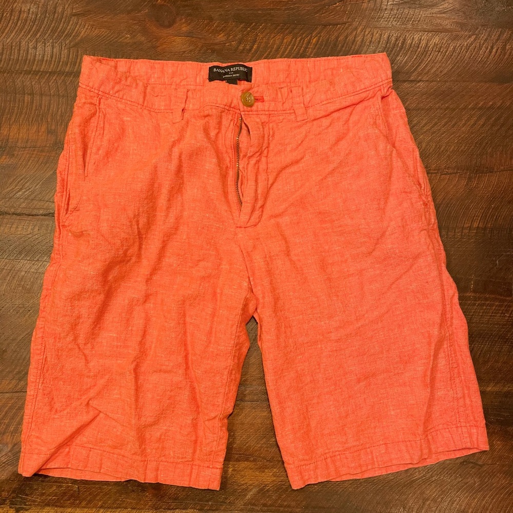 Banana Republic Men Shorts Small 30 Tangerine